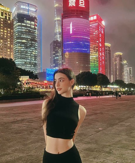 hottest asian onlyfans adult picture