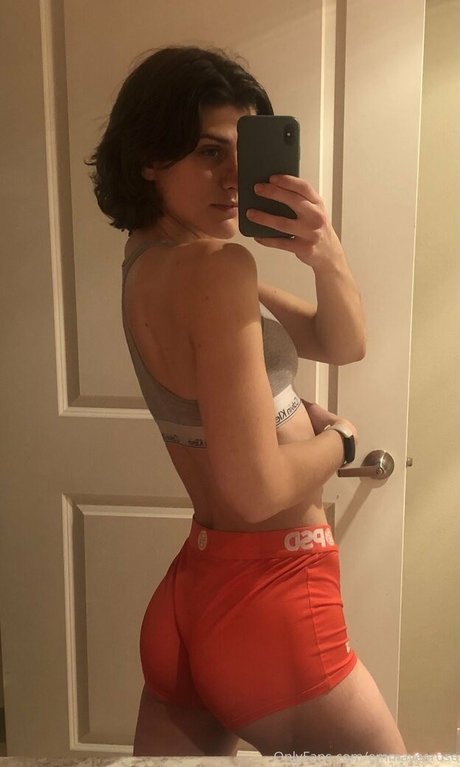 emmayearose exclusive model photos