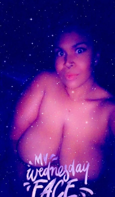 amazon leee nude star image