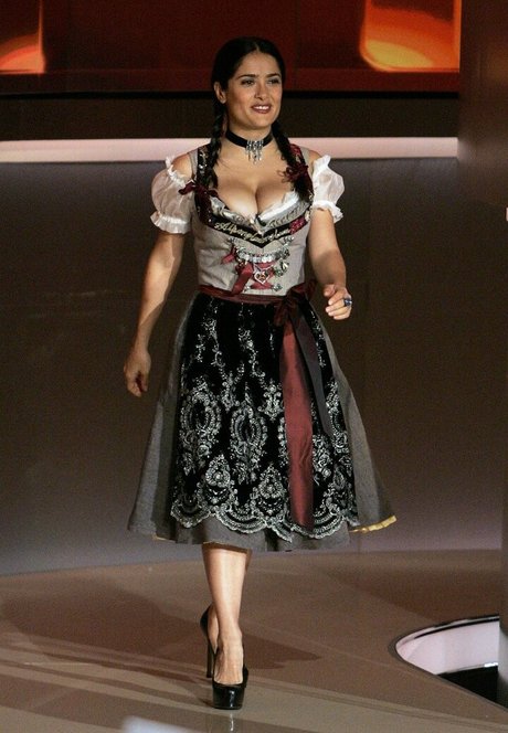 Salma Hayek porn star photos