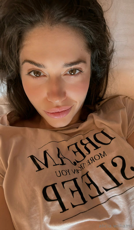 Alicia Williams pornstar naked image