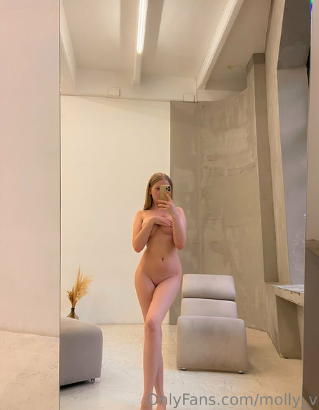 molly v star hot galleries