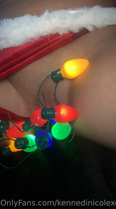 kennedinicolexoxo star best pics