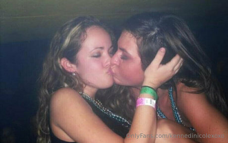 kennedinicolexoxo sex star images
