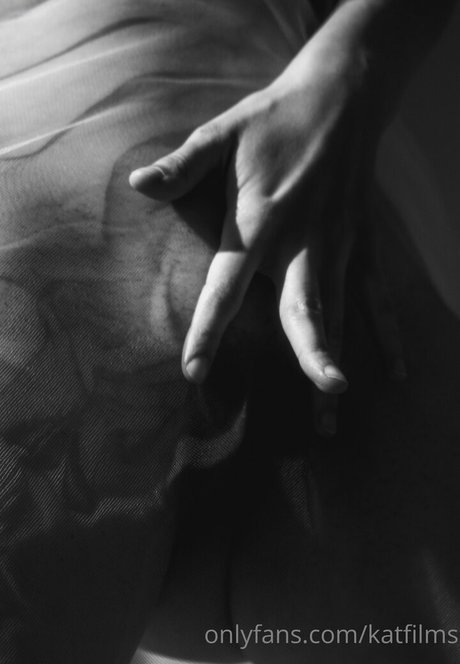 Kat Cabaret xxx pornstar galleries