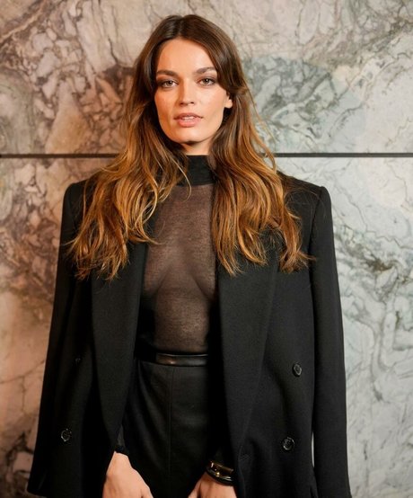 Emma Mackey pornstar free pics