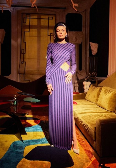 Emma Mackey beautiful pornstar img