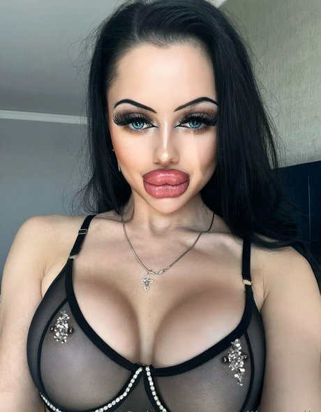 allison alis free model images