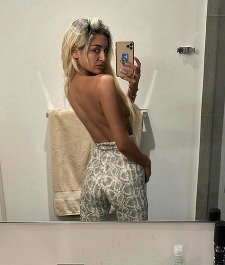 sungoddesssss model xxx gallery