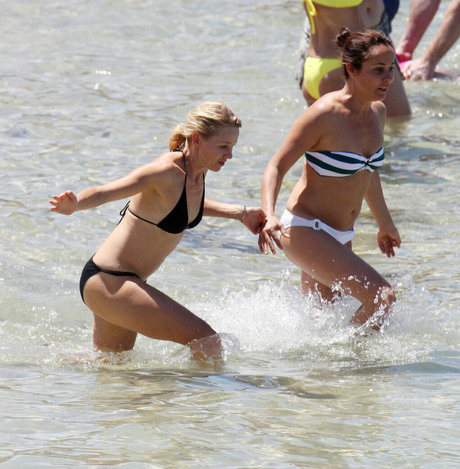 Naomi Watts perfect pornstar photos