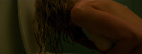 Naomi Watts model pornographic photo