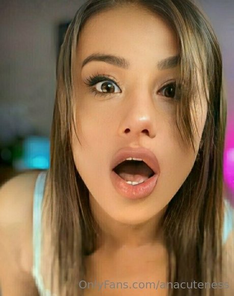 Anacuteness star nude pics