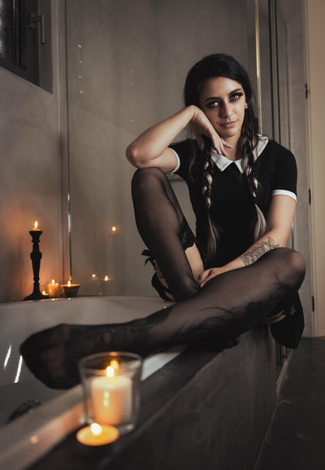 Kylarensw model adult archive