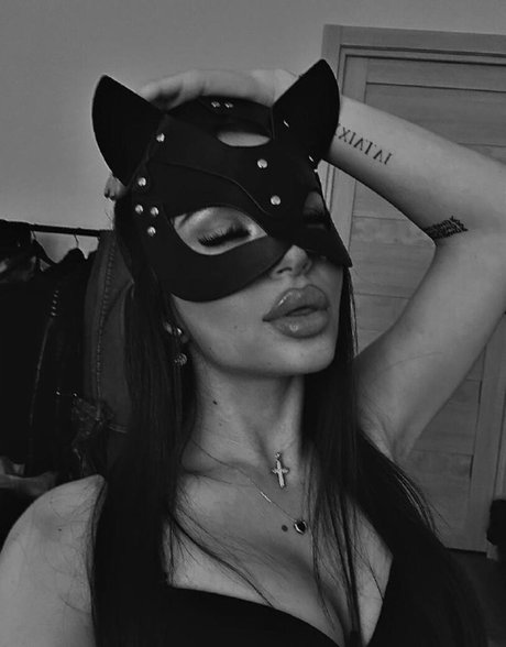 Uberchini exclusive model photos