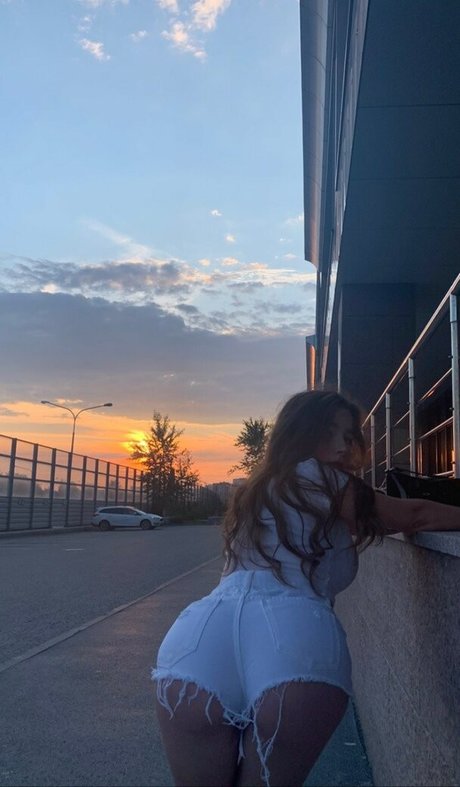 Uberchini free actress images