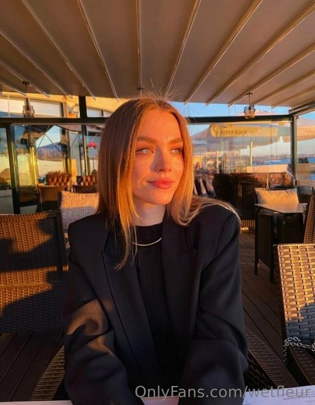 Wetfleur best pornstar pictures