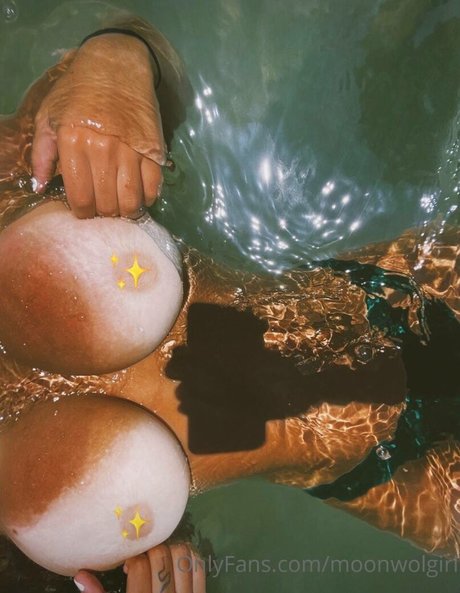 moonwolgirl pretty pornstar photos