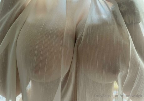 moonwolgirl free actress photo