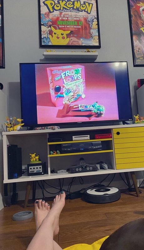 Uncanny Megan pretty actress photos