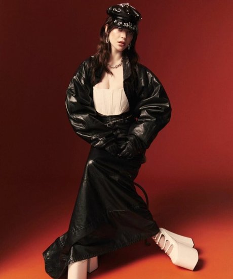 Sophie Thatcher exclusive pornstar gallery