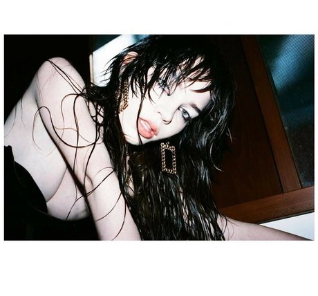 Sophie Thatcher best pornstar pic