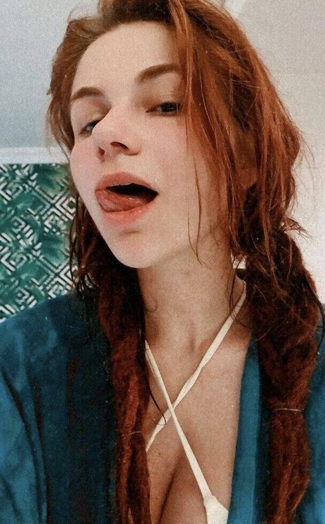 Nancy Novikova high quality actress pics