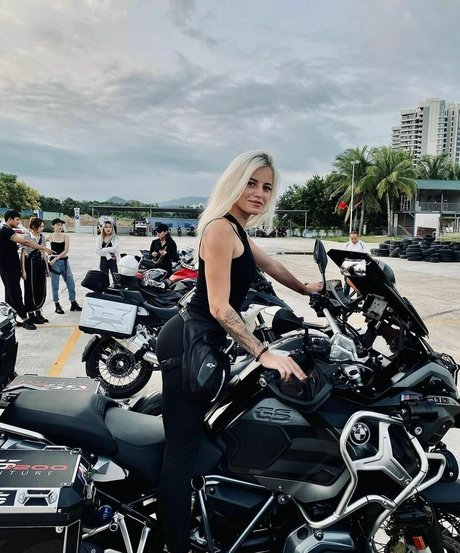 Veta George Models erotic pornstar images