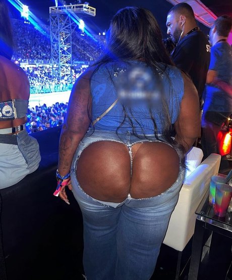 Jojo Todynho erotic star pics