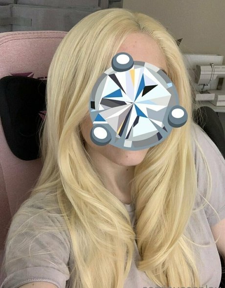 corrinvalentinecosplay top model photos