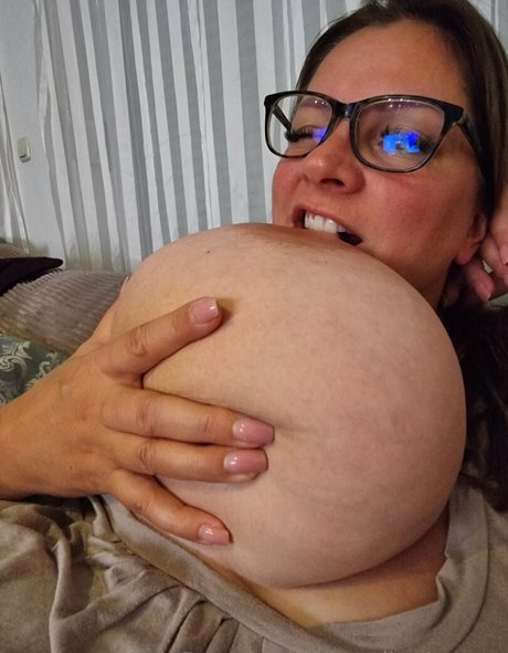 thenadinejansen sexy star picture