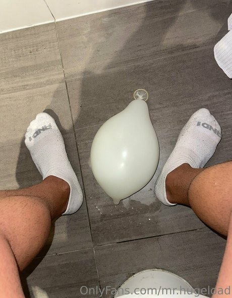 mr hugeload model pretty pic