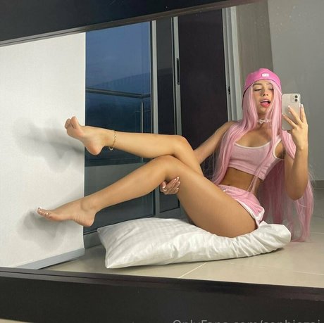 sophiemiler pornographic model picture