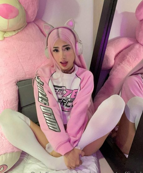 sophiemiler star nude photo