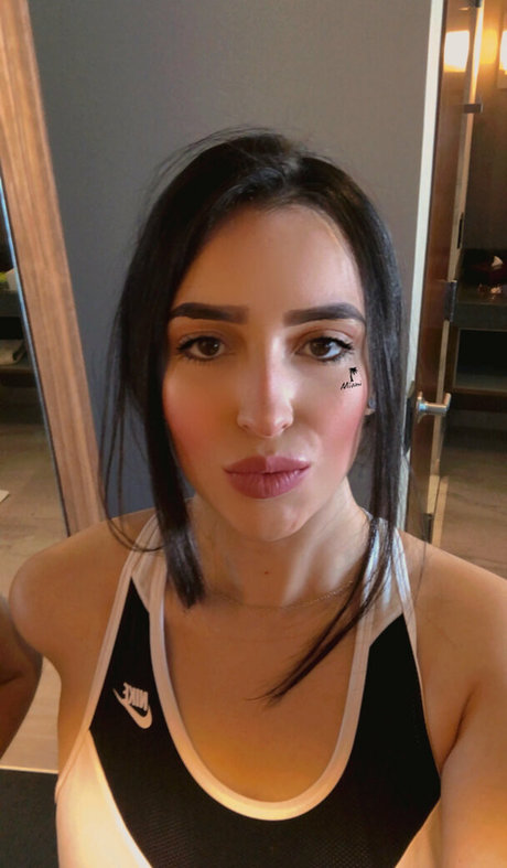 Frida Berridi sexy pornstar galleries