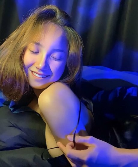 Unijung pornstar free photos