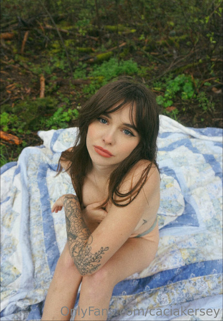 Acacia Kersey nice pornstar photos