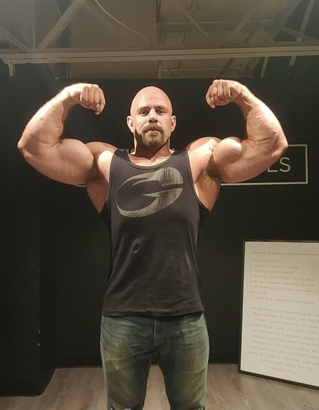 justinmetrando model erotic galleries