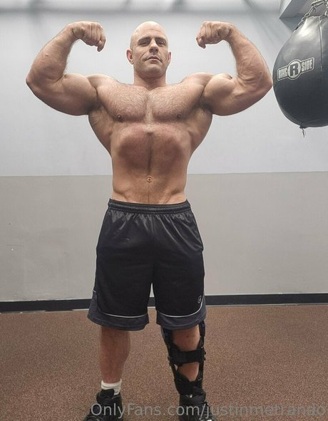 justinmetrando erotic model photo