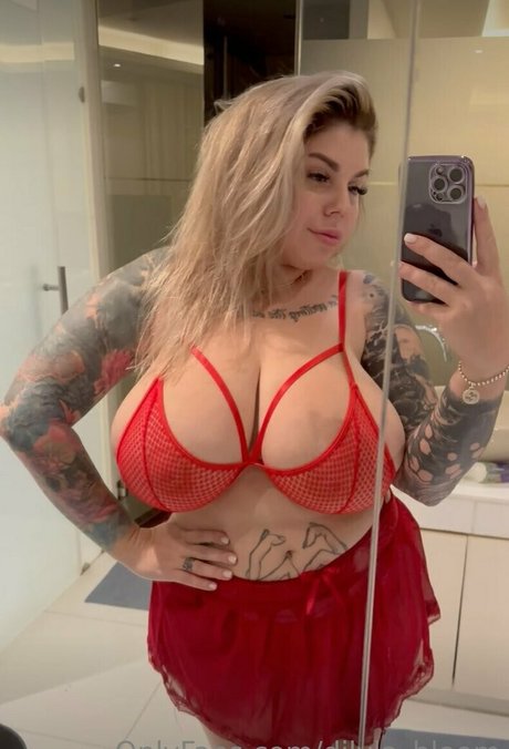 Dilyla Bloom art pornstar archive