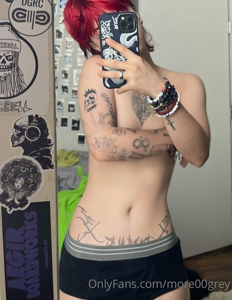 more00grey adult model picture