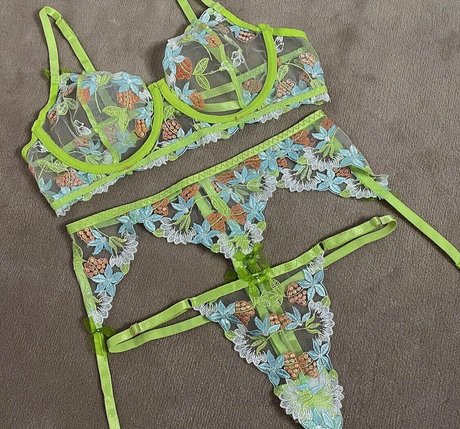 clairelaurent erotic pornstar photo