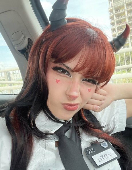 Lunaloveton erotic star images