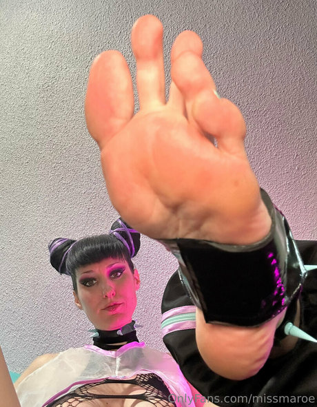 missmaroe hot star picture