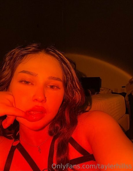 taylerhillss Profile pic