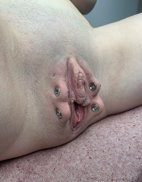 sweet 2002 pornographic star images