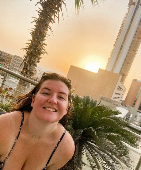 Rebecca Shortt pornstar sexy img