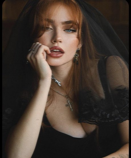 Renata Valliulina art pornstar pictures