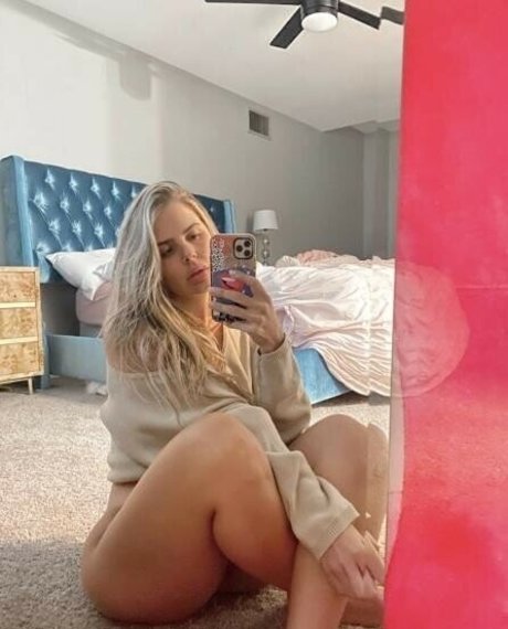 Elena Davies pornstar high quality pics