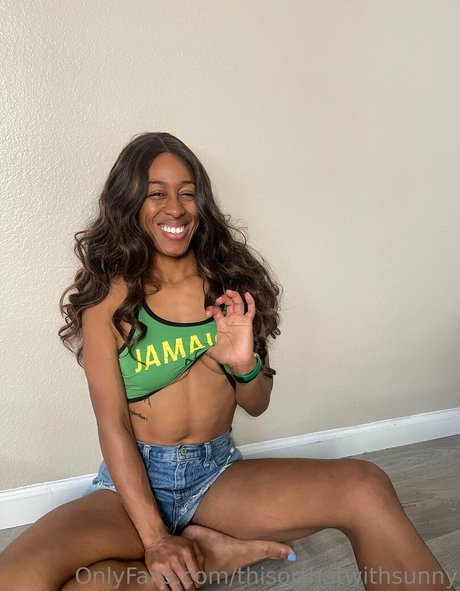 thisorthatwithsunny model exclusive photos