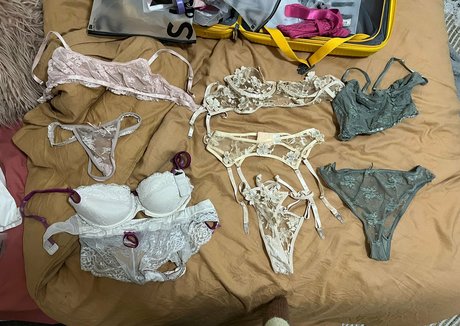 charlsfordevip model pics